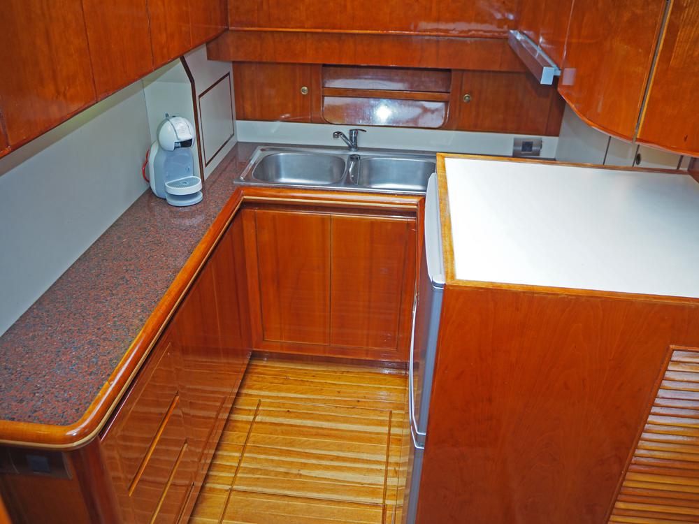 Fore ship, Accommodation